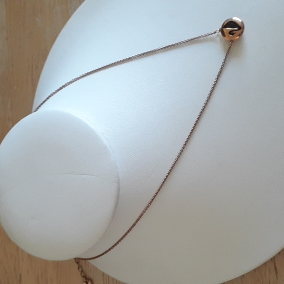 Authentic Swarovski Swan Stamped Rose Gold Necklace MM105 - Picture 3 of 10